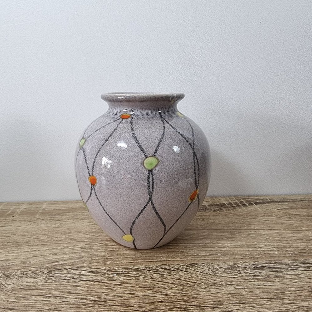 Vintage 1980s Purple Ultra Violet Vase West German 14 cm H - Picture 4 of 10